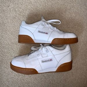 Reebok classics tennis shoes
